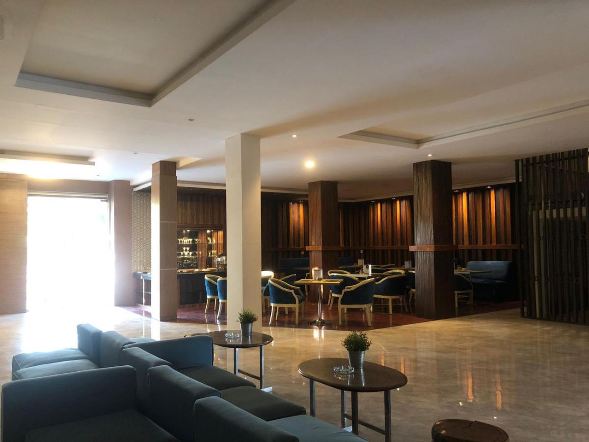 Hotel Aruni Ancol Jakarta Exteriör bild