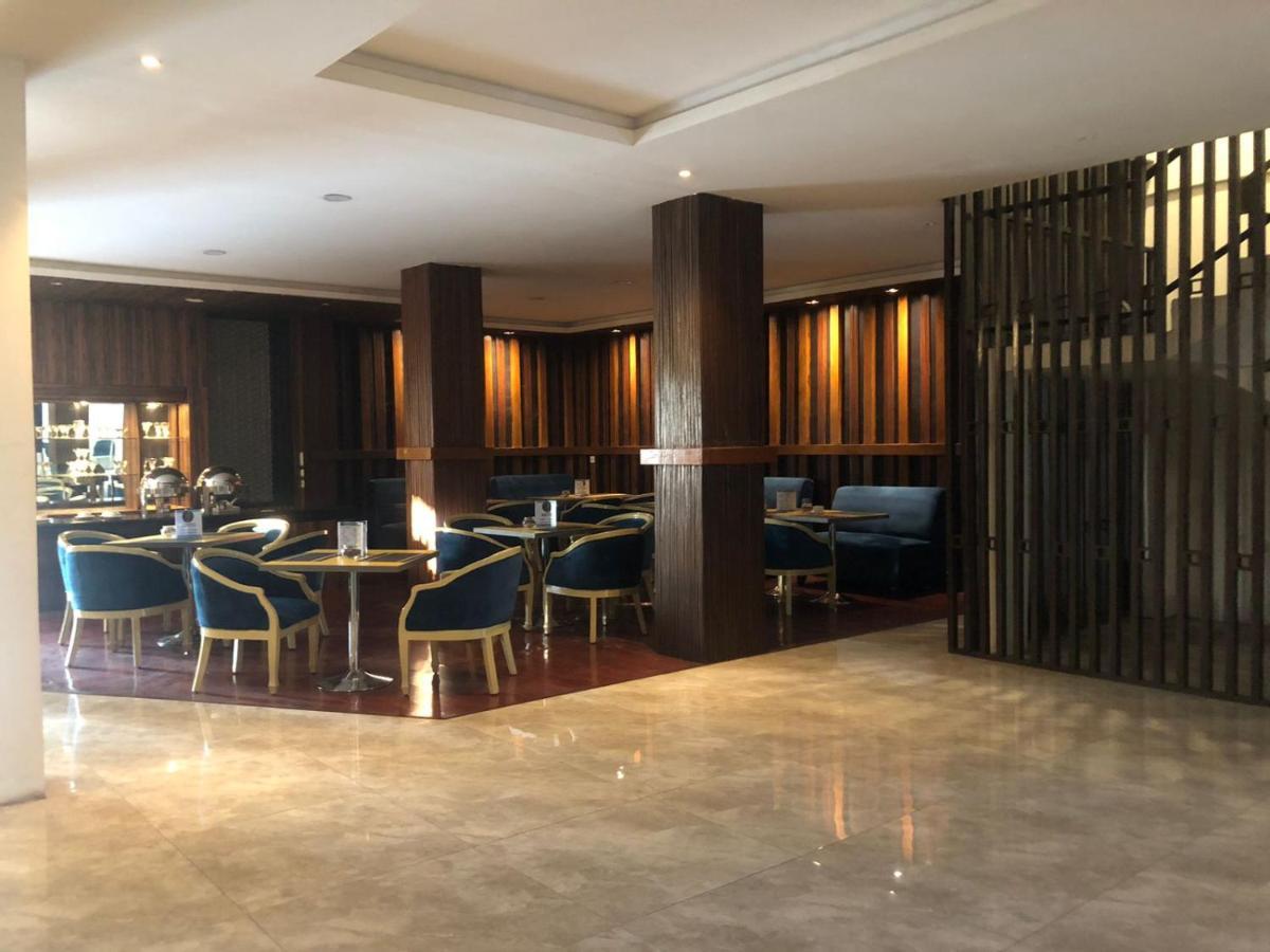 Hotel Aruni Ancol Jakarta Exteriör bild