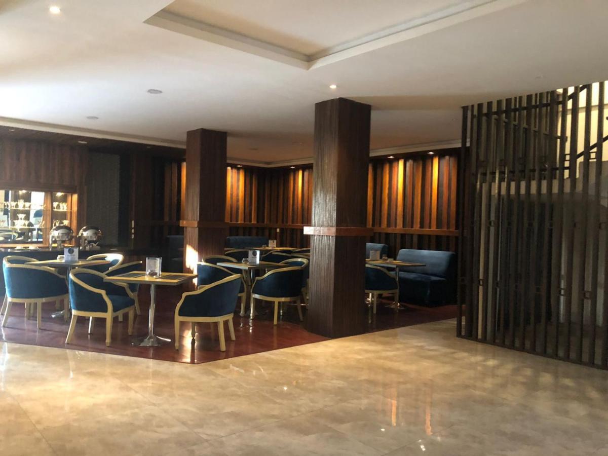 Hotel Aruni Ancol Jakarta Exteriör bild