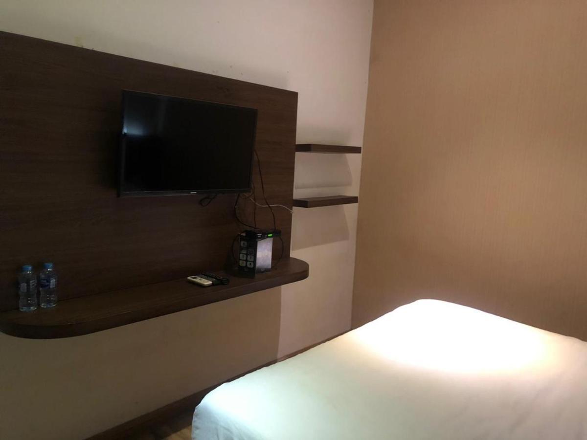 Hotel Aruni Ancol Jakarta Exteriör bild